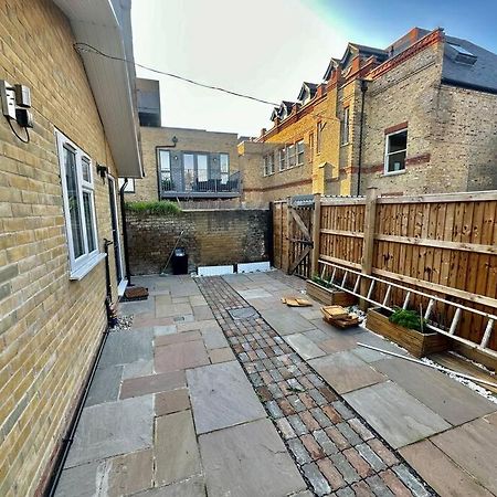 לונדון 2 Bedroom House,Brownhillrd Se6 מראה חיצוני תמונה